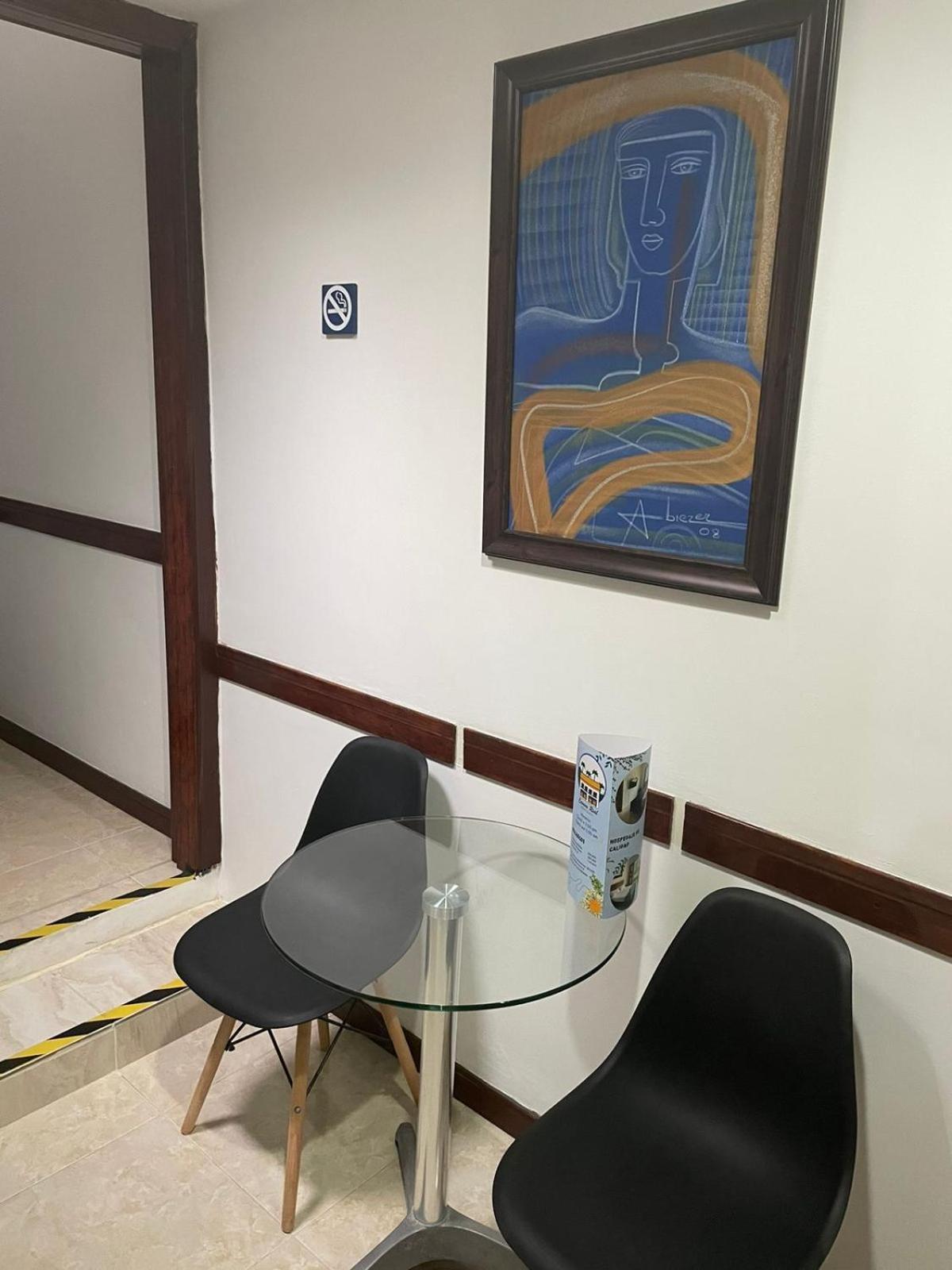 Hospedaje Camino Real A 150 Mts Del Centro 萨兰托 外观 照片